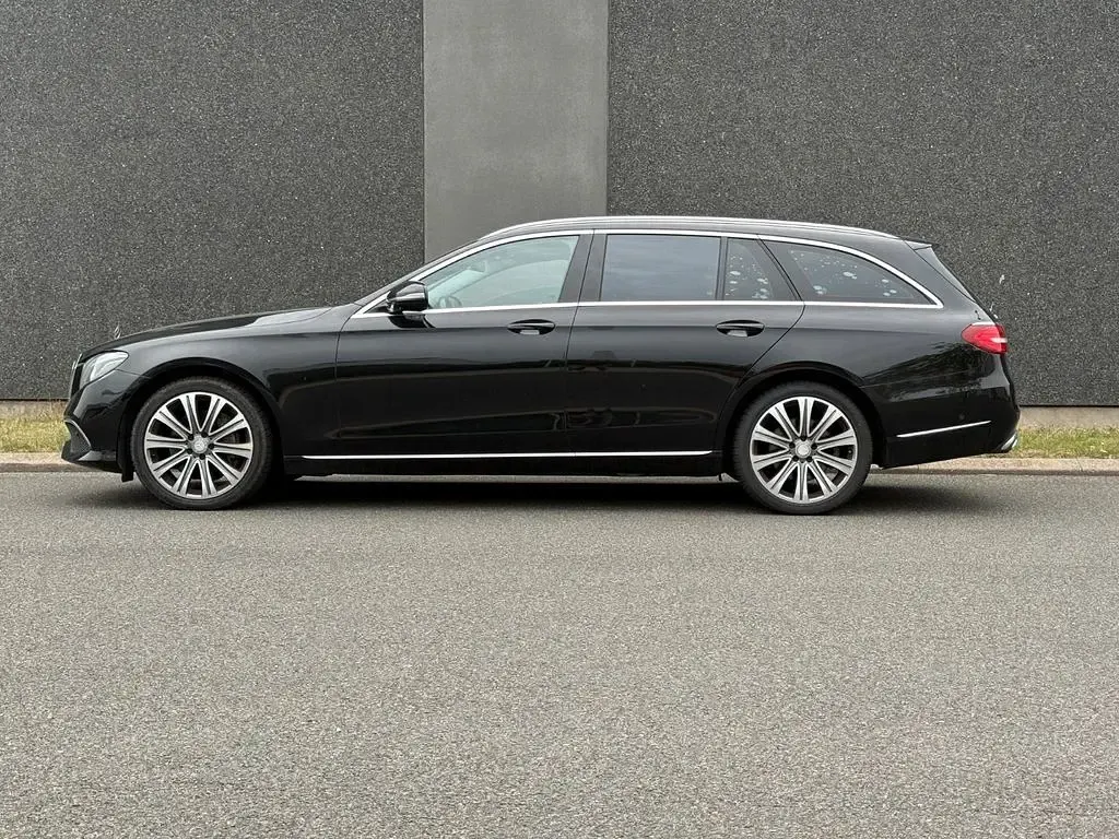 Gebraucht Mercedes E350 258 PS (189 kW) 2017 Schwarz Limousine