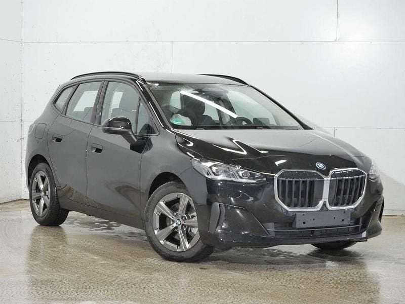 Gebraucht BMW 225 245 PS (180 kW) 2024 Schwarz Van / Kleinbus