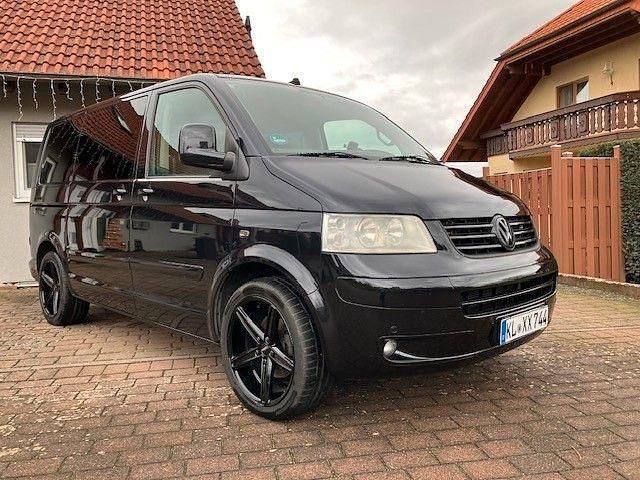 Schwarz Gebraucht 2009 VW Multivan Van | 16.750 € (Guter Preis) - Bild 1/4