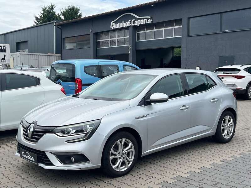 Silber Gebraucht 2016 Renault Mégane IV Intens Limousine | 10.499 € (Guter Preis) - Bild 1/4