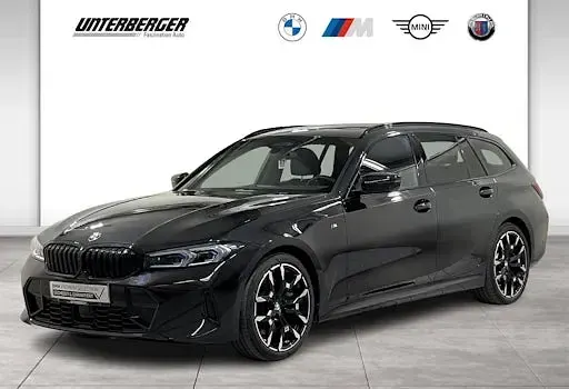 Gebraucht BMW 330 Comfort Edition 286 PS (210 kW) 2026 Saphirschwarz Kombi