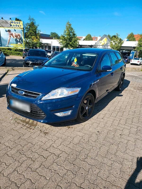 Blau Gebraucht 2012 Ford Mondeo Kombi | 4.000 € (Fairer Preis) - Bild 1/4