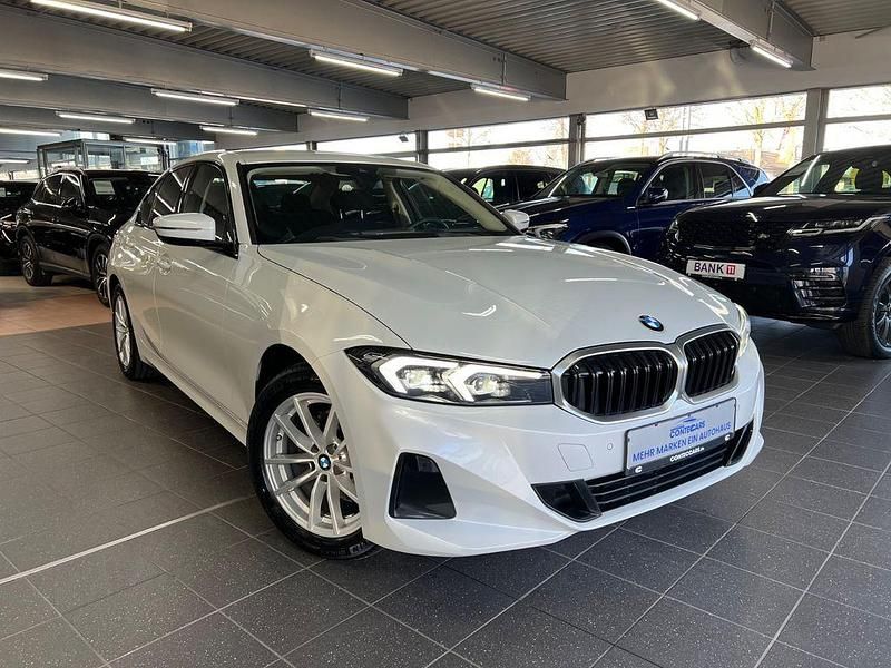 Gebraucht BMW 320 190 PS (139 kW) 2023 Weiß Limousine