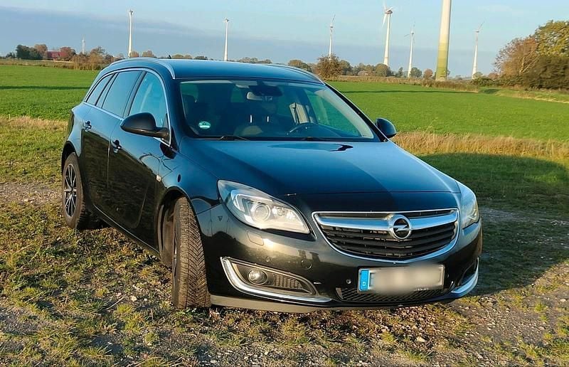 Schwarz Gebraucht 2015 Opel Insignia Business Innovation Kombi | 6.499 € (Fairer Preis) - Bild 1/4