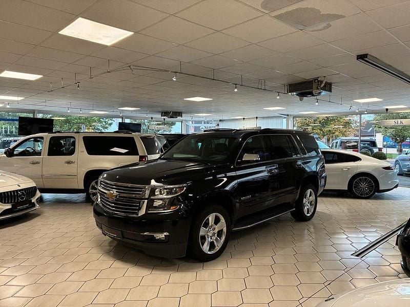 Schwarz Gebraucht 2015 Chevrolet Tahoe LTZ SUV | 42.900 € (Fairer Preis) - Bild 1/4