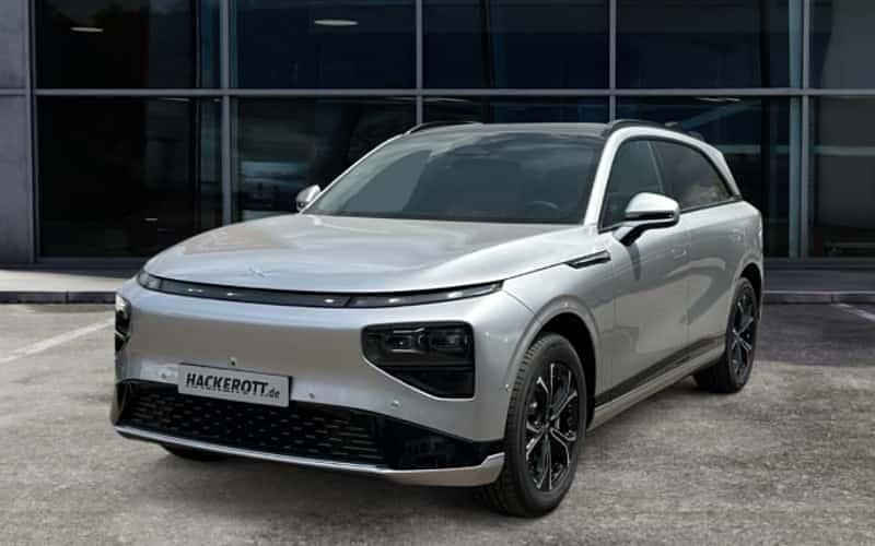 Silber Neu 2025 XPENG G9 RWD Standard Range SUV | 51.990 € (Superpreis) - Bild 1/4