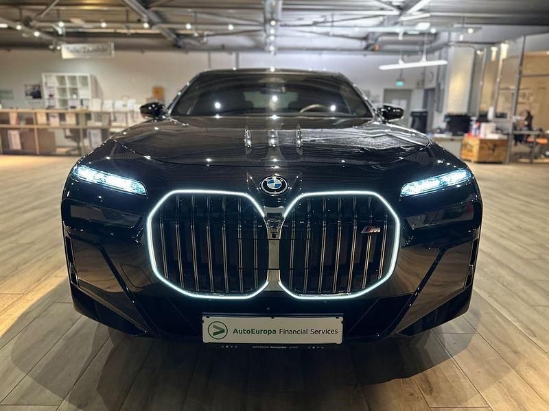 Gebraucht BMW i7 Performance 500 kW (680 PS) 2024 Blau Limousine