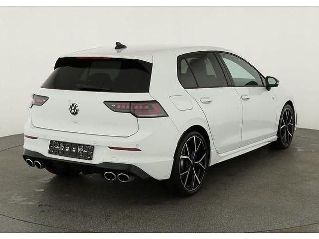 Gebraucht VW Golf VIII R 333 PS (244 kW) 2025 Limousine