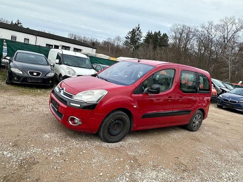 Gebraucht Citroën Berlingo SELECTION 114 PS (83 kW) 2012 Rot Van / Kleinbus