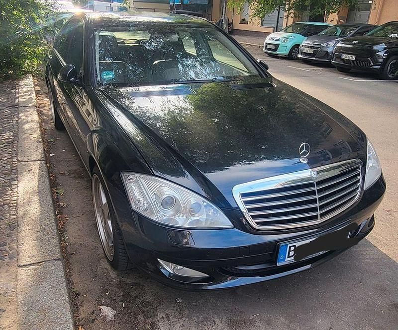 Schwarz Gebraucht 2008 Mercedes S320 Limousine | 14.900 € (Etwas zu teuer) - Bild 1/4