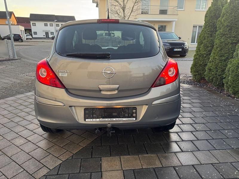 Gebraucht Opel Corsa Edition 87 PS (63 kW) 2011 Grau Kleinwagen