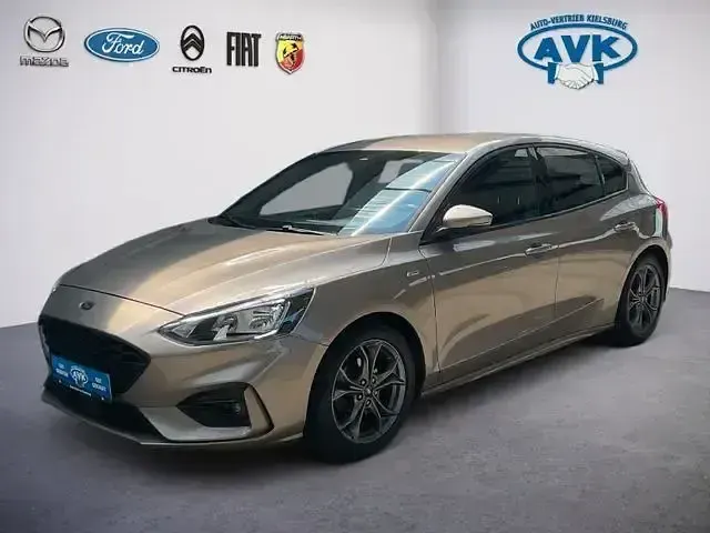 Gebraucht Ford Focus ST-Line 125 PS (91 kW) 2018 Silber Limousine