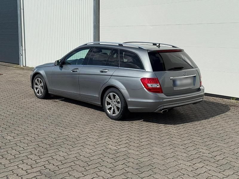 Gebraucht Mercedes C220 170 PS (125 kW) 2014 Silber Kombi