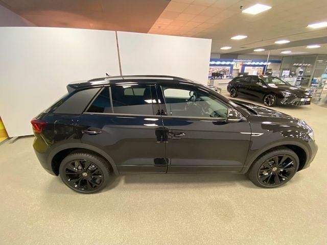 Neu VW T-Roc Style 150 PS (110 kW) 2025 Schwarz SUV