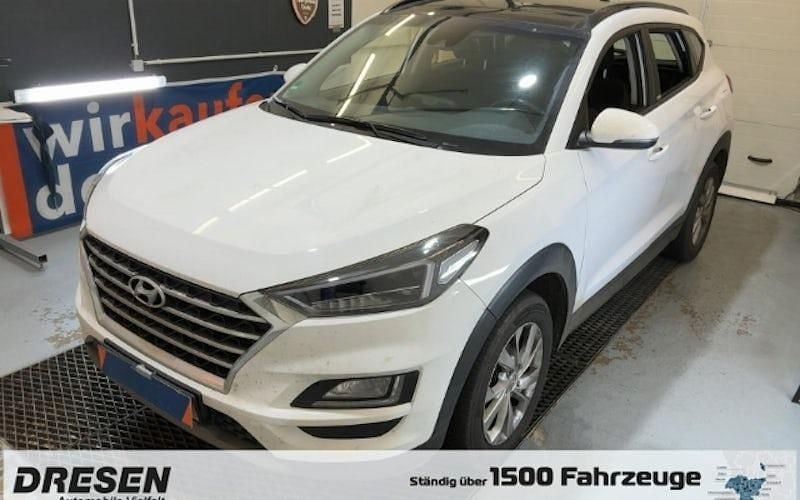 Weiss Gebraucht 2020 Hyundai Tucson Style SUV | 21.480 € (Fairer Preis) - Bild 1/2