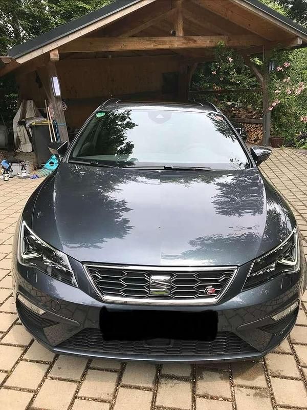 Gebraucht Seat Leon ST 131 PS (96 kW) 2020 Grau Kombi