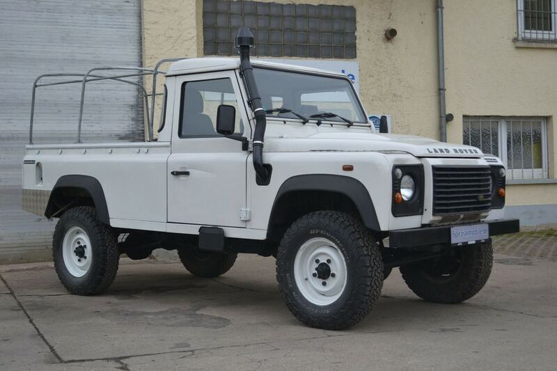 Gebraucht Land Rover Defender 122 PS (89 kW) 2010 Weiß SUV