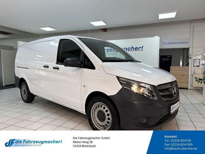 Arktikweiss Gebraucht 2024 Mercedes Vito Van / Kleinbus | 34.388 € (Fairer Preis) - Bild 1/4