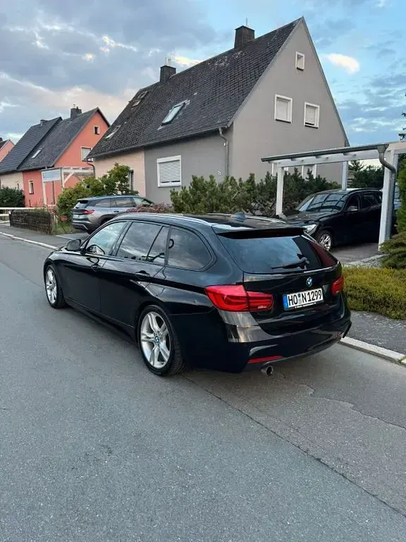 Gebraucht BMW 320 M Sport 184 PS (135 kW) 2013 Schwarz Kombi
