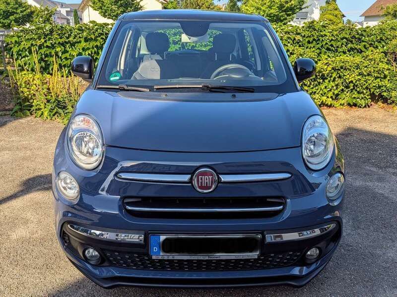 Blau Gebraucht 2017 Fiat 500L Van / Kleinbus | 10.000 € (Fairer Preis) - Bild 1/4