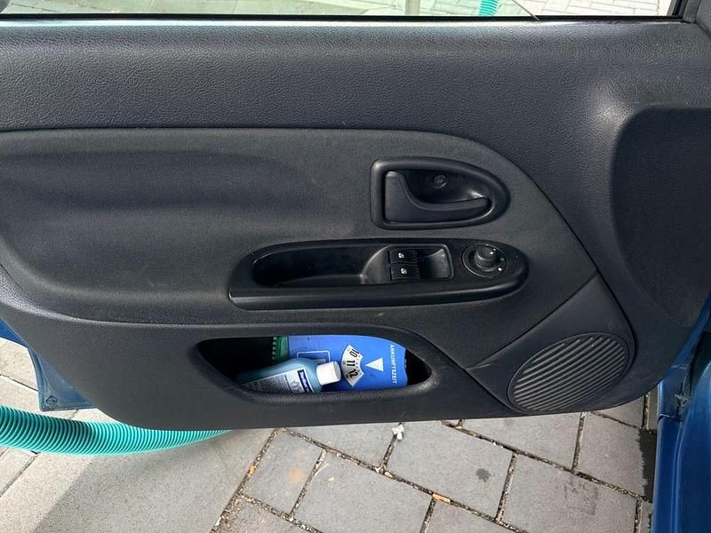 Gebraucht Renault Clio II Authentique 75 PS (55 kW) 2002 Blau Limousine