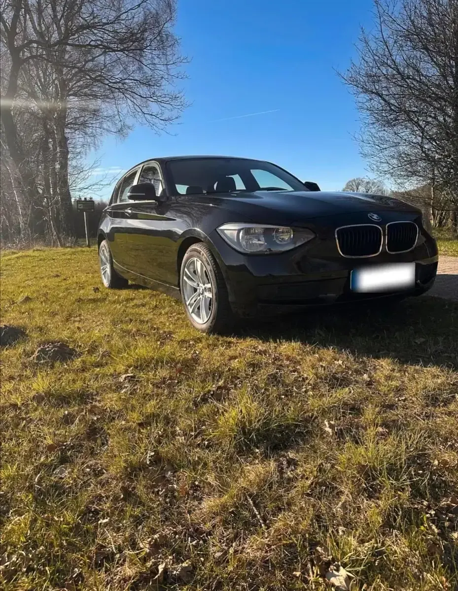 Gebraucht BMW 116 Sport Line 136 PS (100 kW) 2012 Schwarz Kleinwagen