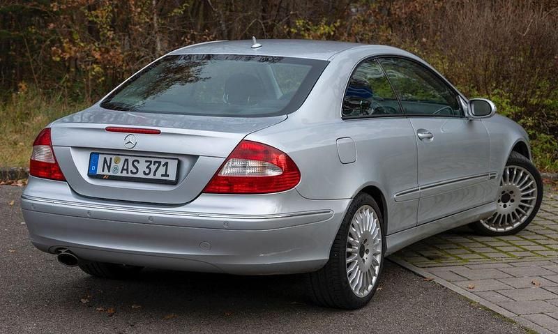 Gebraucht Mercedes CLK200 Elegance 184 PS (135 kW) 2008 Silber Coupé