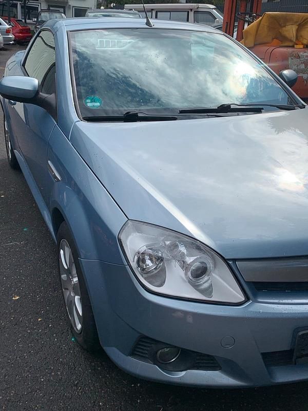 Blau Gebraucht 2006 Opel Tigra Cabrio | 850 € (Superpreis) - Bild 1/4