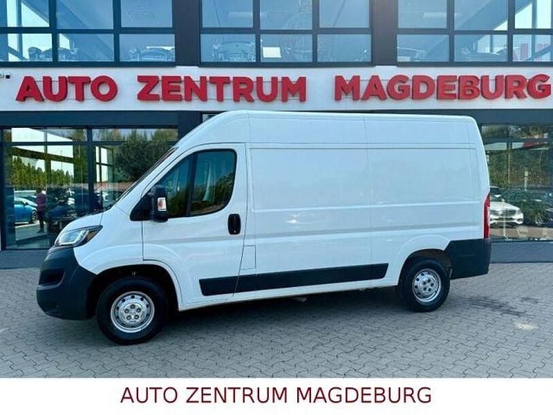 Weiss Gebraucht 2021 Peugeot Boxer Van | 17.950 € - Bild 1/4