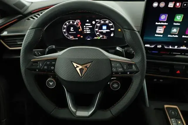 Nouă Cupra Leon 150 CP (110 kW) 2026 Negru Berlinǎ