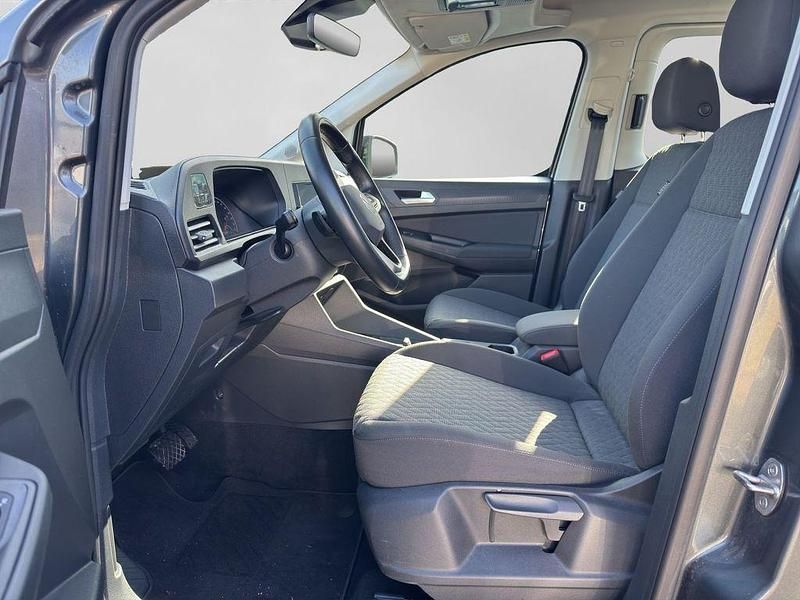 Gebraucht VW Caddy Life 122 PS (89 kW) 2023 Grau Van / Kleinbus