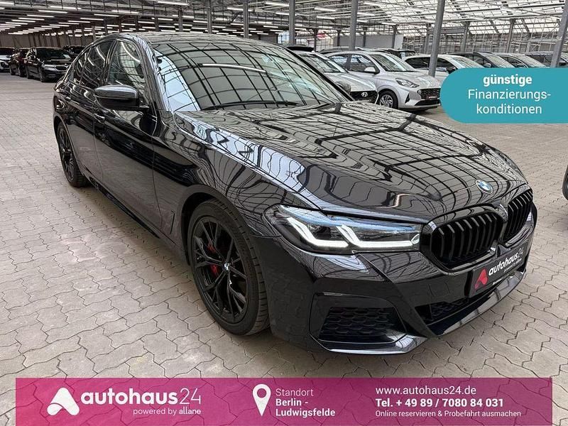 Schwarz Gebraucht 2022 BMW 530 M Sport Limousine | 41.990 € (Fairer Preis) - Bild 1/4