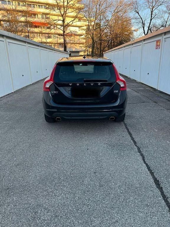 Gebraucht Volvo V60 215 PS (158 kW) 2011 Schwarz Kombi