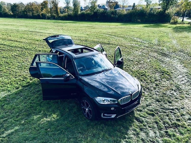 Second-hand BMW X5 258 CP (189 kW) 2015 Negru SUV