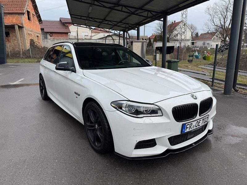 Weiß Gebraucht 2015 BMW 535 Sport Line Kombi | 16.800 € (Fairer Preis) - Bild 1/4