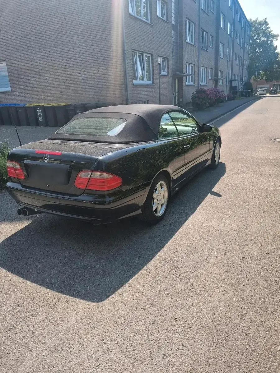Gebraucht Mercedes CLK200 163 PS (119 kW) 2001 Cabrio