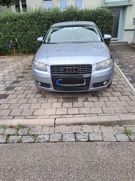 Gebraucht Audi A3 Ambiente 116 PS (85 kW) 2003 Silber Limousine