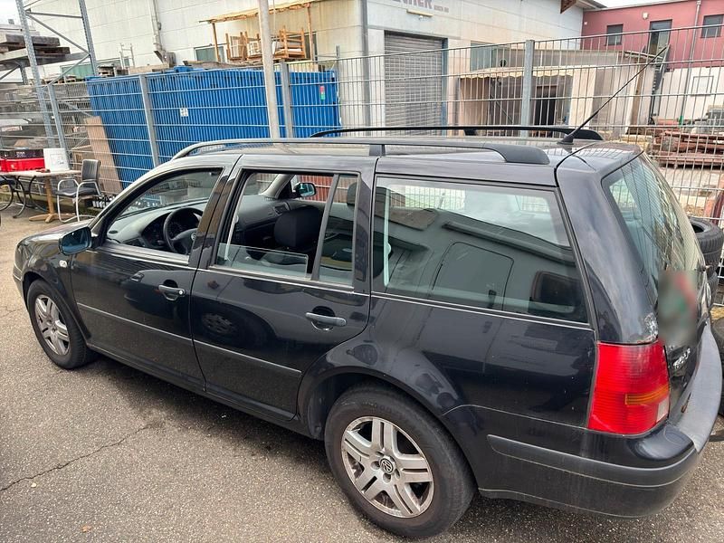 Gebraucht VW Golf IV 101 PS (74 kW) 2002 Schwarz Kombi