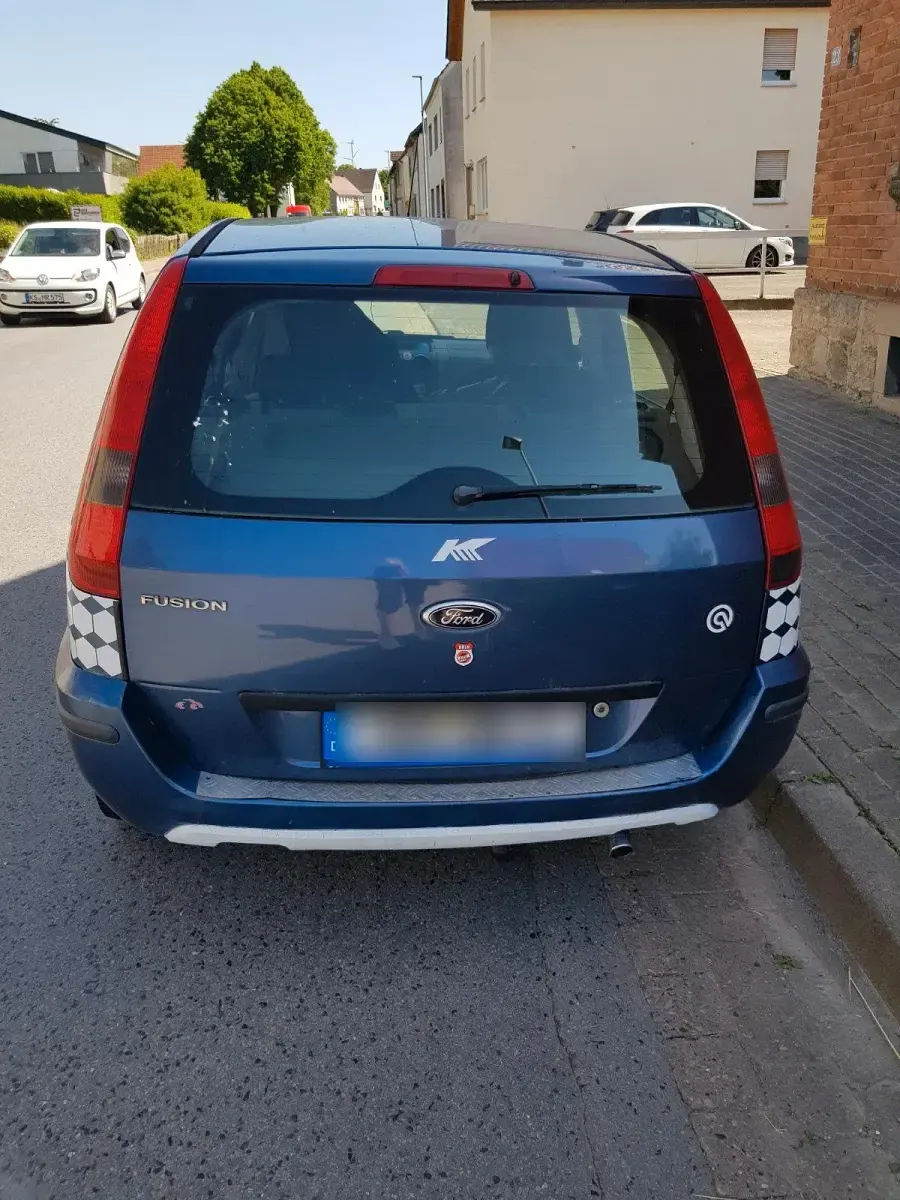 Gebraucht Ford Fusion 80 PS (58 kW) 2005 Blau Kleinwagen