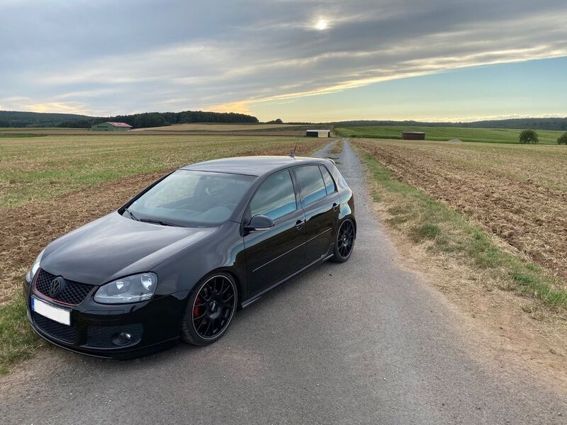 Schwarz Gebraucht 2008 VW Golf VI Edition Kleinwagen | 17.900 € - Bild 1/4