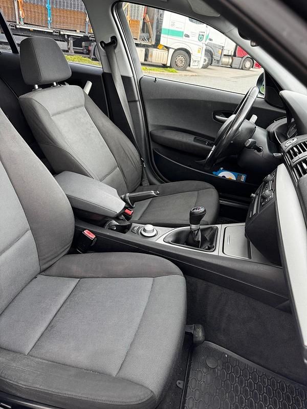 Gebraucht BMW 116 2007 Schwarz Kleinwagen