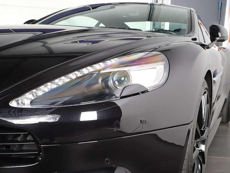 Używany Aston Martin Vanquish 604 KM (444 kW) 2017 Czarny Coupe
