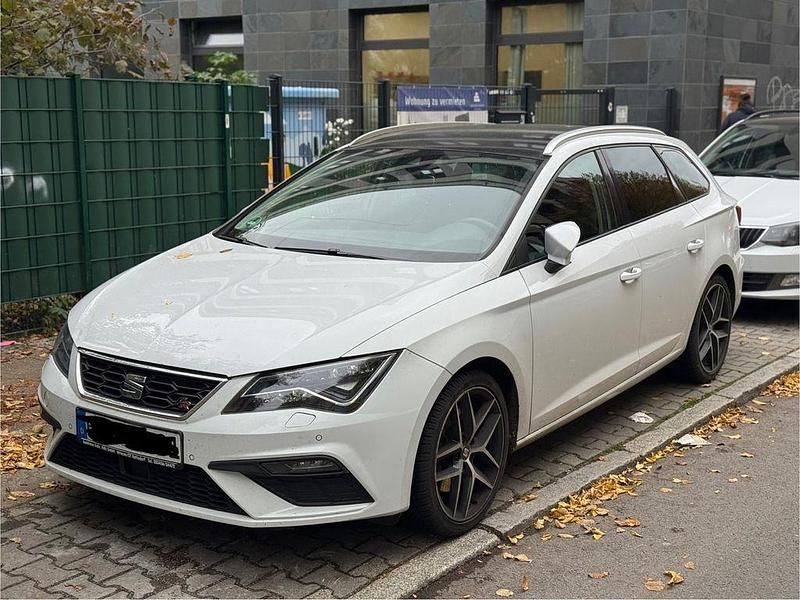 Weiß Gebraucht 2017 Seat Leon ST FR Kombi | 7.499 € (Superpreis) - Bild 1/4