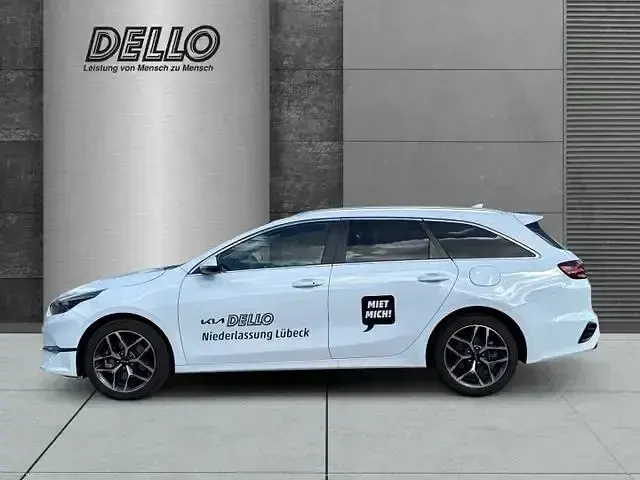 Gebraucht Kia Ceed Sportswagon Style 140 PS (102 kW) 2025 Weiß Limousine