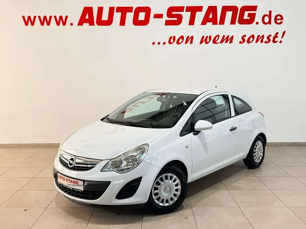Gebraucht Opel Corsa Selection 69 PS (50 kW) 2012 Weiß Kleinwagen