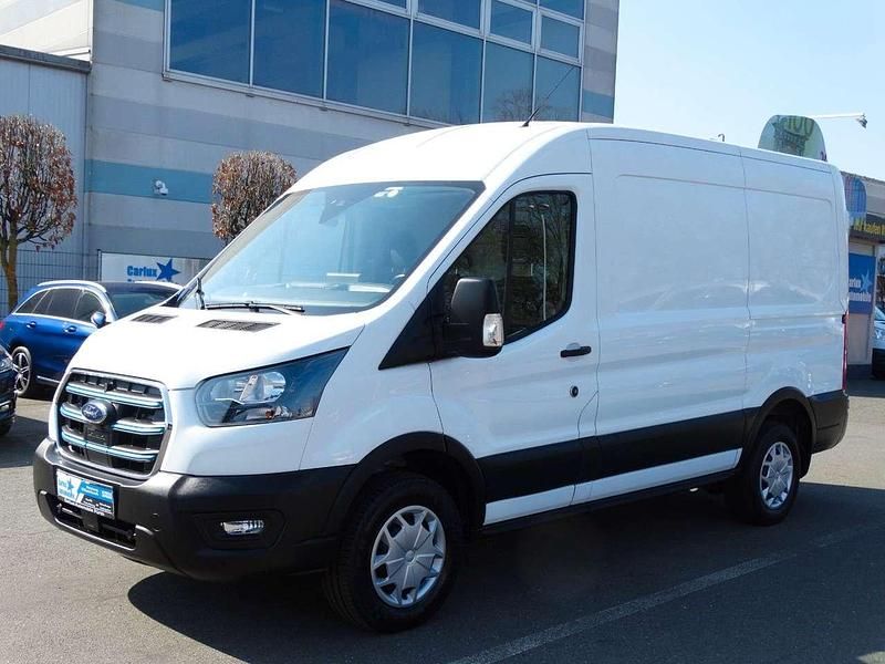 Gebraucht Ford Transit 135 kW (184 PS) 2023 Frost weiß Van / Kleinbus