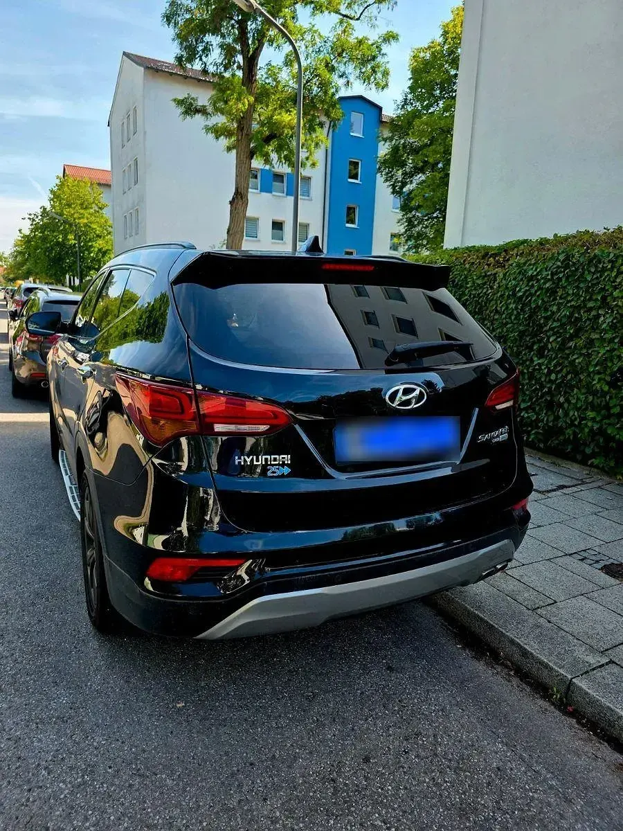 Gebraucht Hyundai Santa Fe Style 200 PS (147 kW) 2017 Schwarz SUV