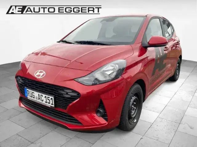 Rot Gebraucht 2024 Hyundai i10 Trend Kleinwagen | 15.489 € (Fairer Preis) - Bild 1/3