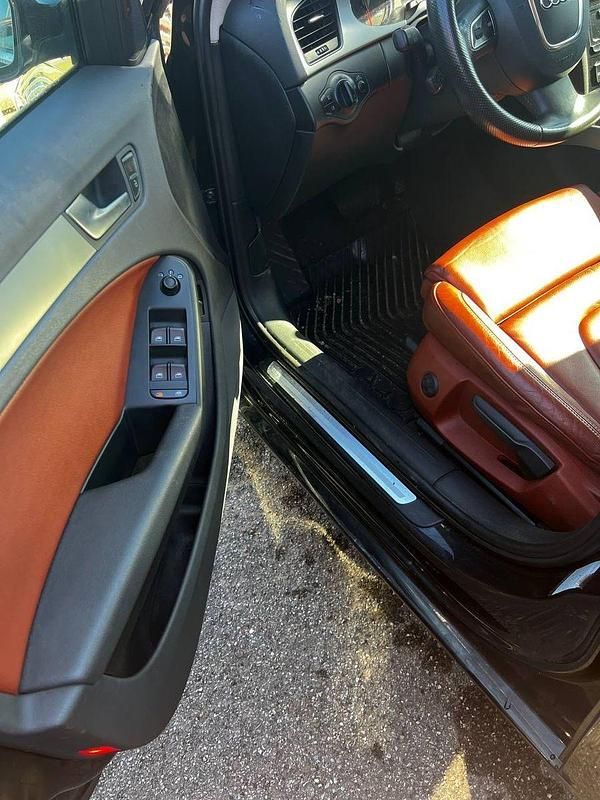 Gebraucht Audi A4 Attraction 160 PS (117 kW) 2008 Schwarz Limousine