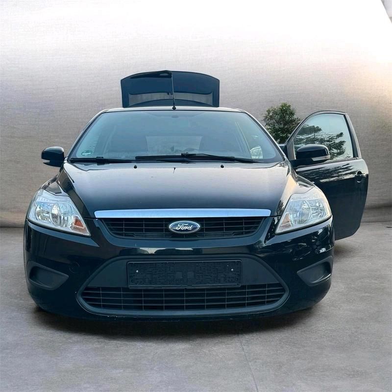Gebraucht Ford Focus 101 PS (74 kW) 2009 Schwarz Coupé